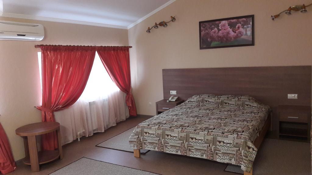 Golubaya Volna Hotel Rostov-on-Don Ngoại thất bức ảnh